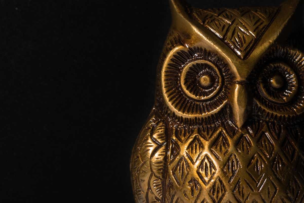 Macro photo of an owl paper weight made of brass. (Representative Image Source: Getty Images | Ranjit Talwar)