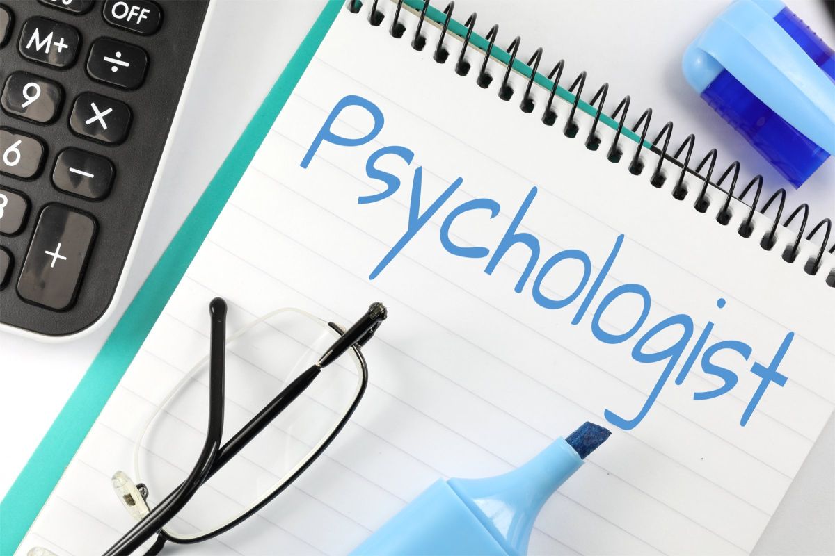 therapists, psychology, imposter syndrome, recovery, coping