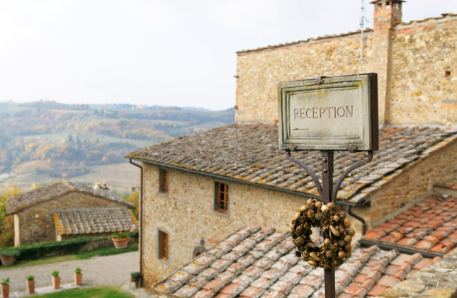 hotel staff revenge, customer demand fails, sassy response, customer service story, funny hotel story