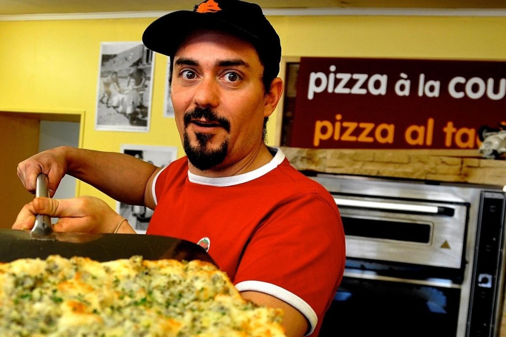 service, good deeds, food, homeless, help, helping the homeless, pizza