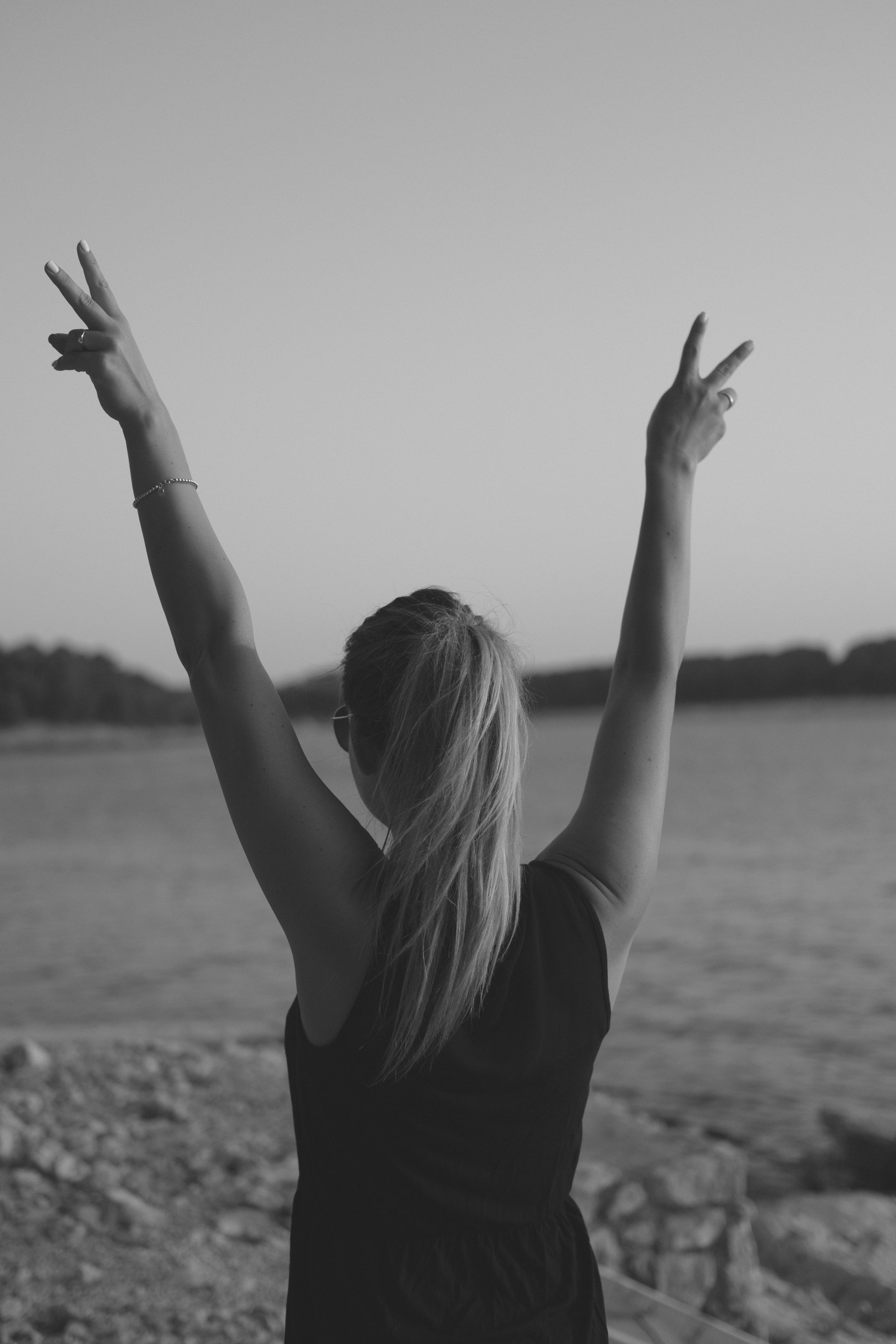 woman, peace signs, power, strength, joy, scars