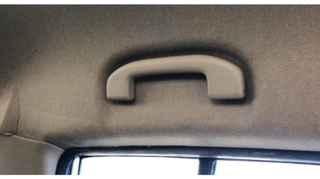 car handle, car ceiling grip, viral tweet, oh shit bar, twitter mystery solved, car interior parts, tiktok viral moment, passenger handle, funny mom moments, driving humor