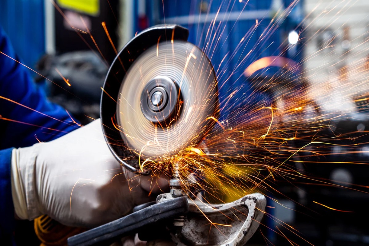 power tools, power saw, saws, sparks, gloves, tools