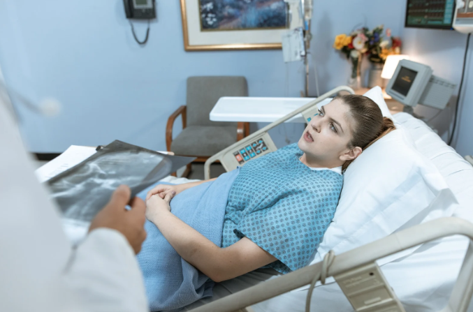 hospital bed, confused woman, anesthesia, memory loss, children