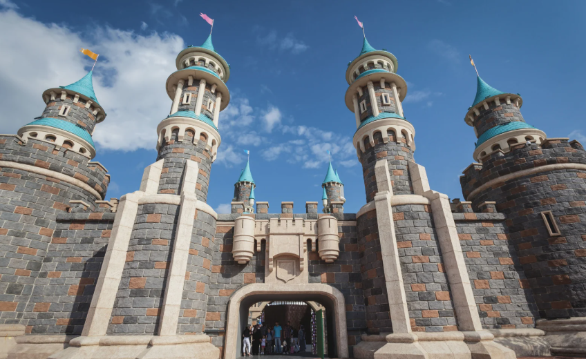 Disney World, family, adoption, wholesome, foster care, domestic violence, siblings, Hannah Robinson, tiktok