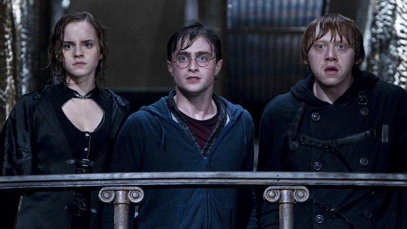 harry potter, parenting fail, gaslighting, child psychology, reddit parenting, viral tweet, imagination vs reality, trust issues, cult behavior, fantasy and fiction