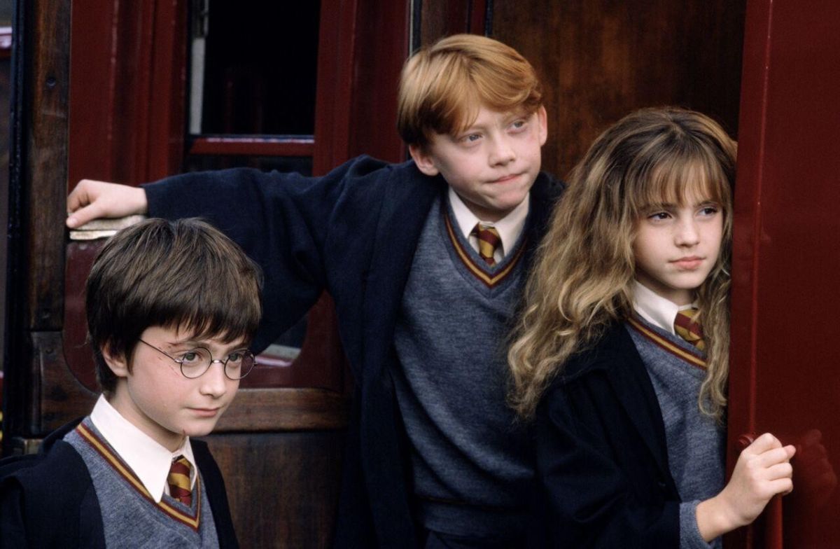 harry potter, parenting fail, gaslighting, child psychology, reddit parenting, viral tweet, imagination vs reality, trust issues, cult behavior, fantasy and fiction