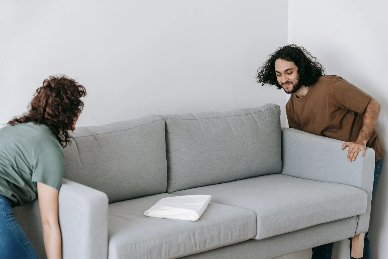 buying furniture, college, cheap furniture, budget tips, university