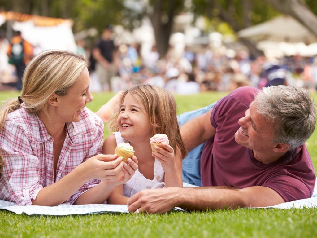 family, vacation, summer break, parks, recreational activities, summertime, kids, video games