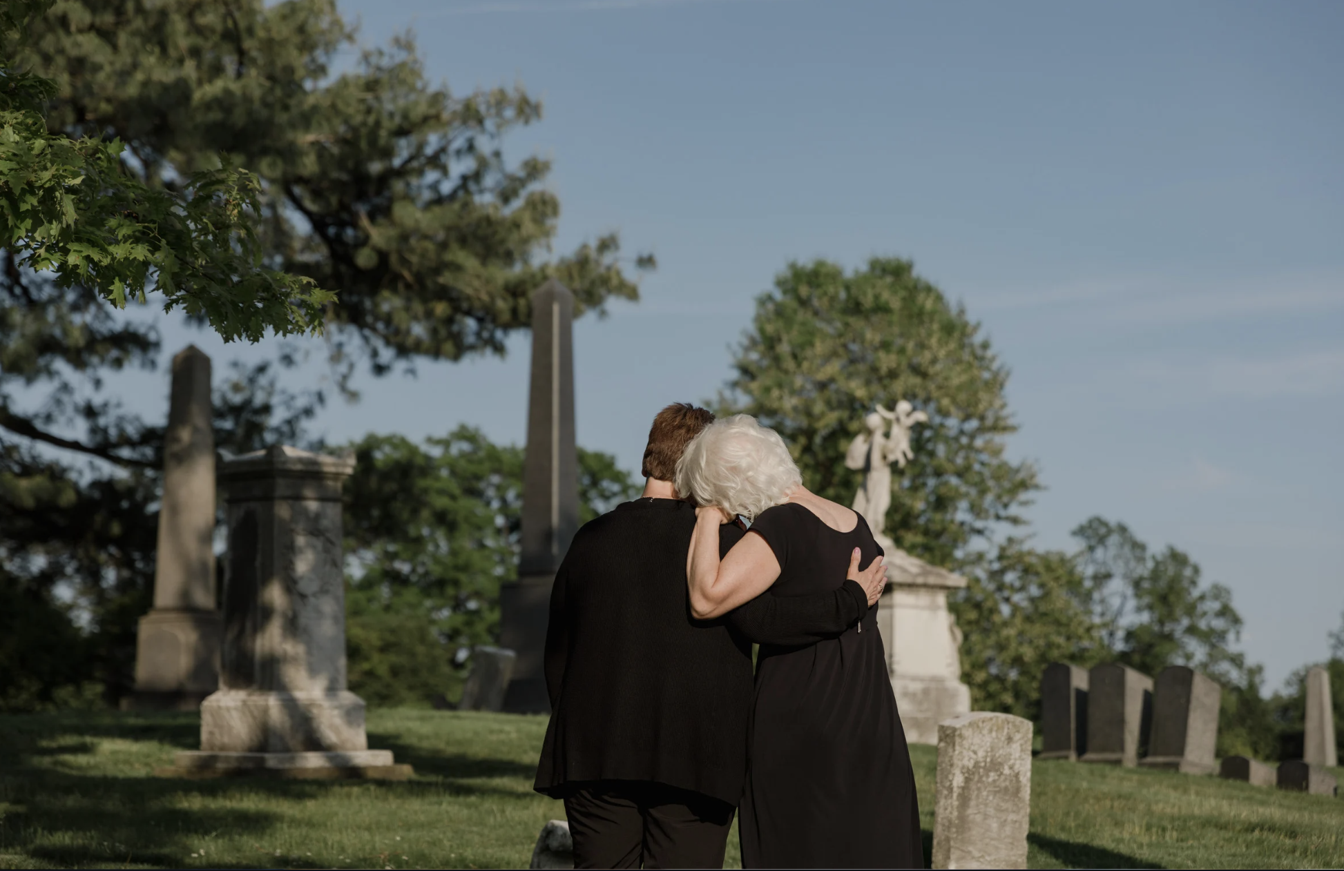 grief support, coping with loss, internet wisdom, reddit advice, GSnow comment, dealing with death, emotional healing, wave theory grief