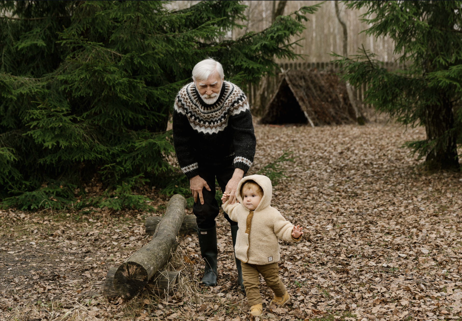 grandparent caregiver, single mom support, viral family stories, mary lentz, parenting hacks, family bonds, uplifting news, illinois mayor