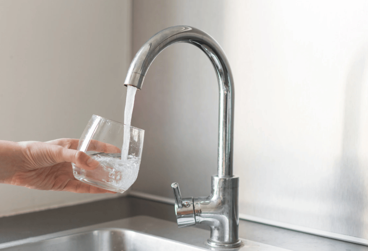 Fiji Water, tap water, bottled water, water quality, environmental impact, water taste test, water safety, clean water, tap vs bottled water, drinking water comparison