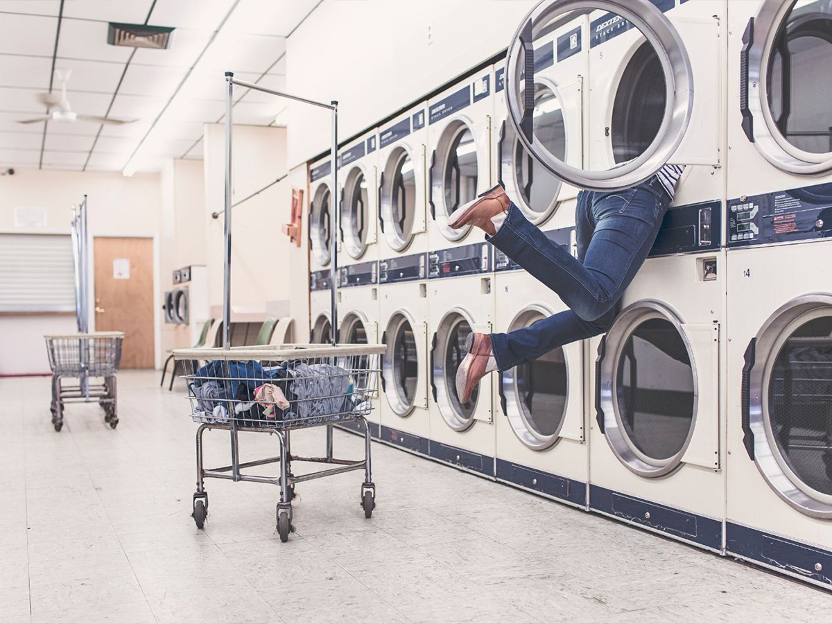 laundry machine, clothes, dirty clothes, myths, suds, rinse, fabric softener, materials, synthetics, cotton