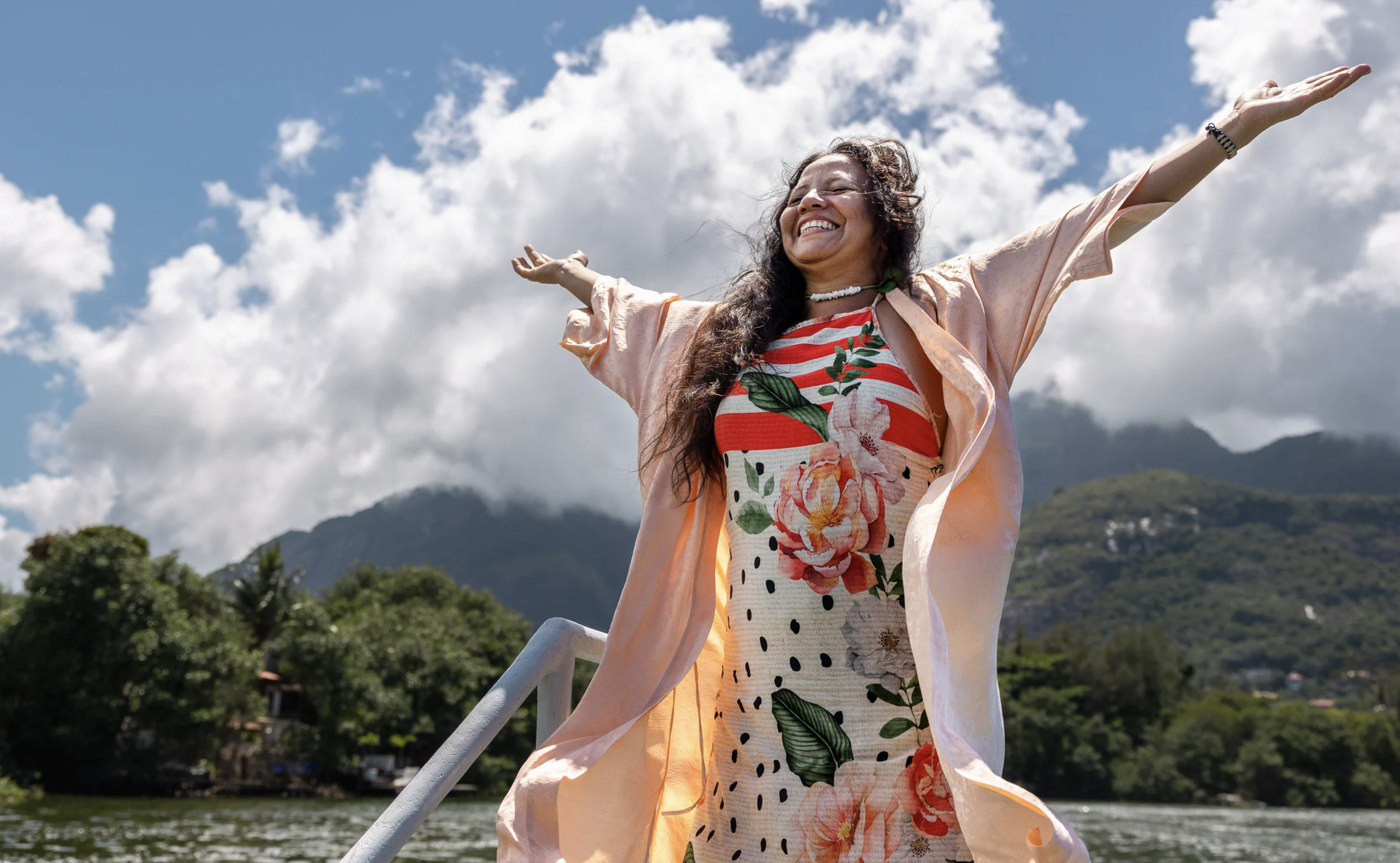 happiness, single life, child-free, women's health, marriage, relationships, behavioral science, psychology, sociology