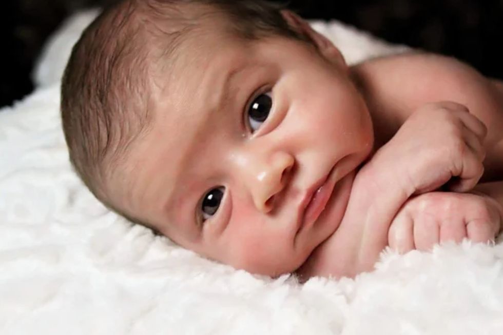 premature baby miracle, skin to skin contact, kangaroo care, newborn survival story, motheru2019s touch miracle, baby revival story, neonatal care, premature twins, parenting inspiration, birth miracles