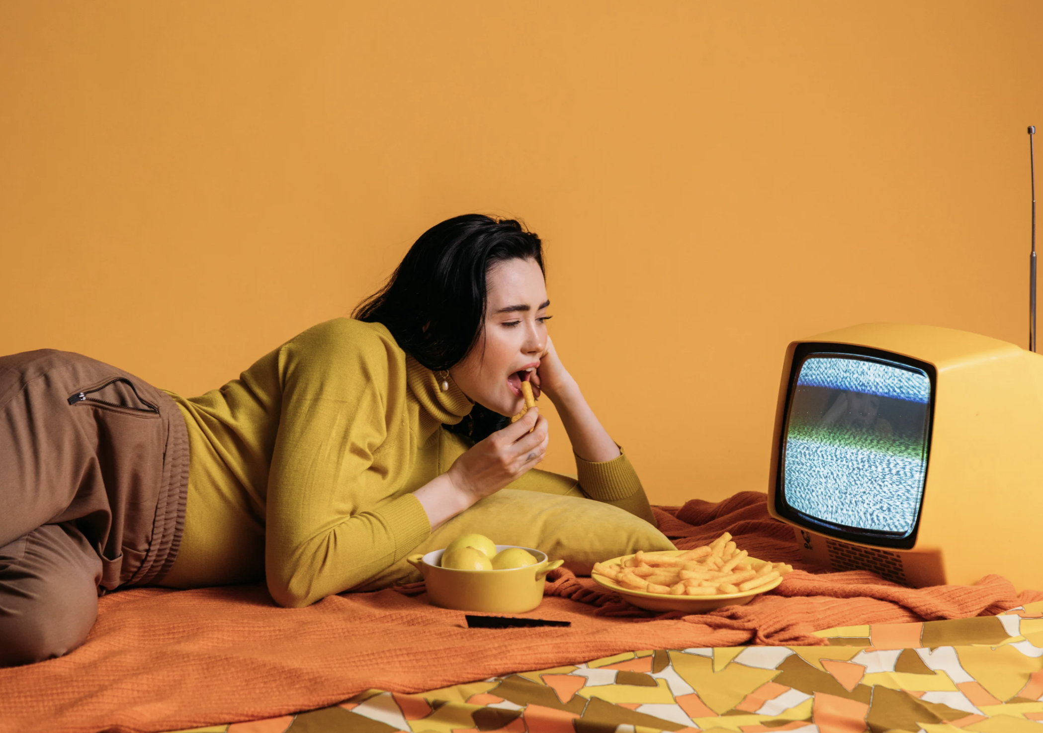 aging wisdom, things older people donu2019t care about, life lessons from seniors, letting go with age, social media fatigue, aging gracefully, senior life advice, mindset shifts with age, aging and priorities