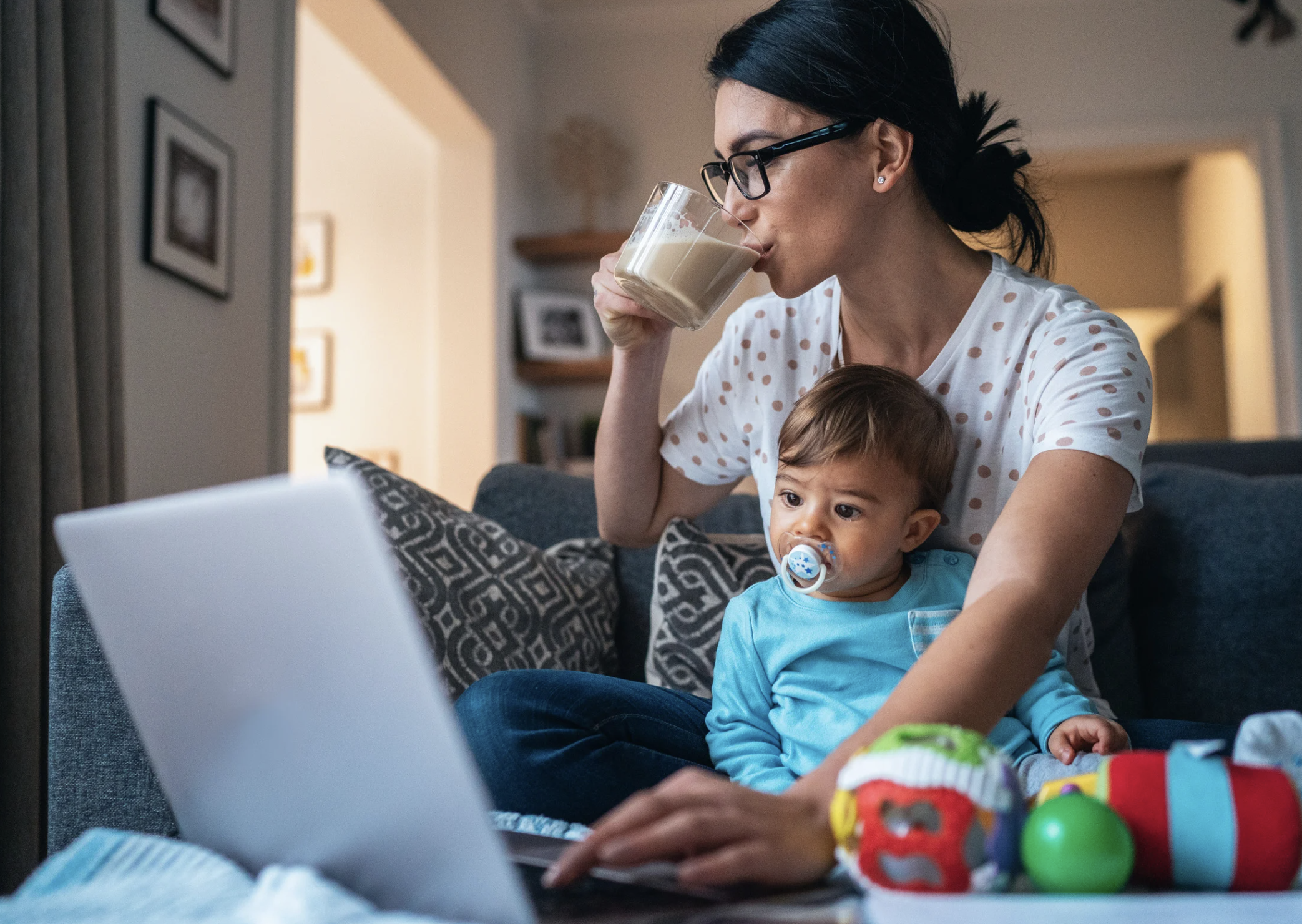 work-life balance, Priya Amin drawing, viral parenting story, children's drawings meaning, working mom struggles, family and career balance, parenting wake-up call, pandemic parenting challenges