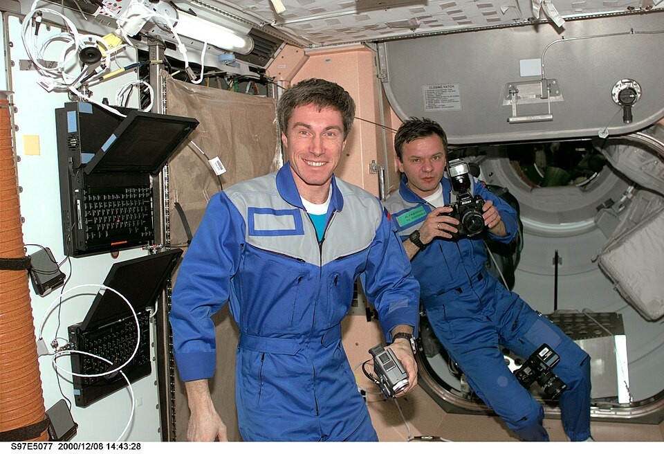 Kazakhstan space program,space station repairs,USSR dissolution,space travel endurance