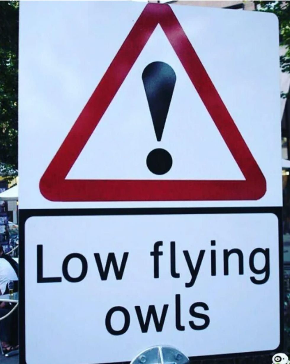 funny signs, viral humor, Reddit funnysigns, funny warning signs, humorous signage