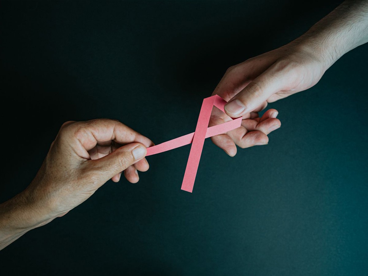 breast cancer, pink ribbon, reddit, redditors, discovery, breakthroughs, thread, disillusioned, angry, hopeful