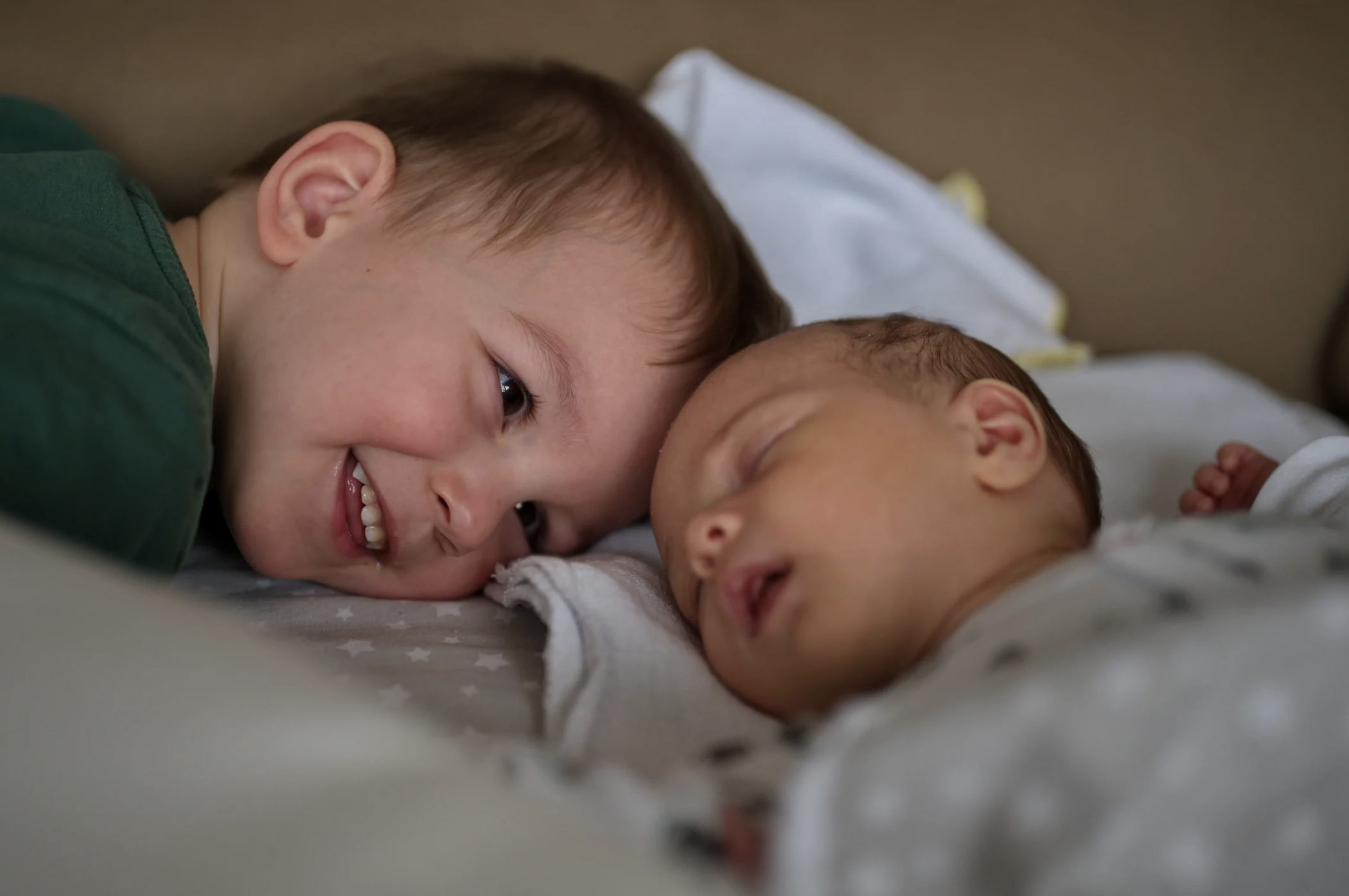 sibling rivalry, loyalty, viral video, funny kids, heartwarming, family, parenting, baby, TikTok, Reddit