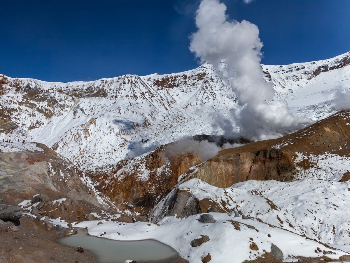 ice caps, Patagonian ice sheet, Mocho-Choshuenco volcano, Chile, University of Wisconsin-Madison, greenhouse gases, glacier retreat
