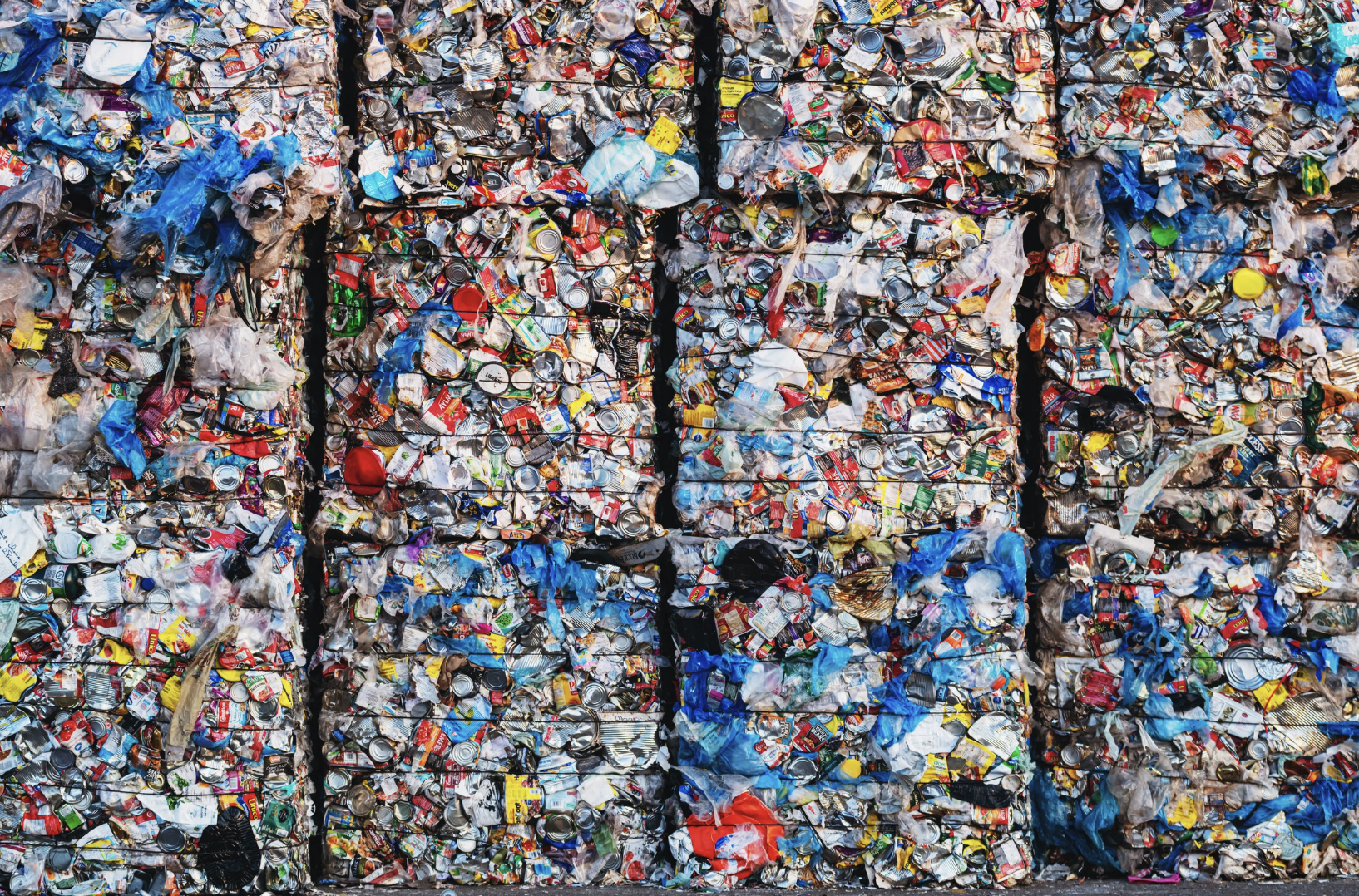 cleaning hacks, life hacks, TikTok, kitchen tips, plastic containers, sustainability, zero waste, home hacks