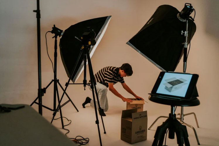 boss reaction, quitting story, unfair layoffs, toxic workplace, professional boundaries, Reddit viral