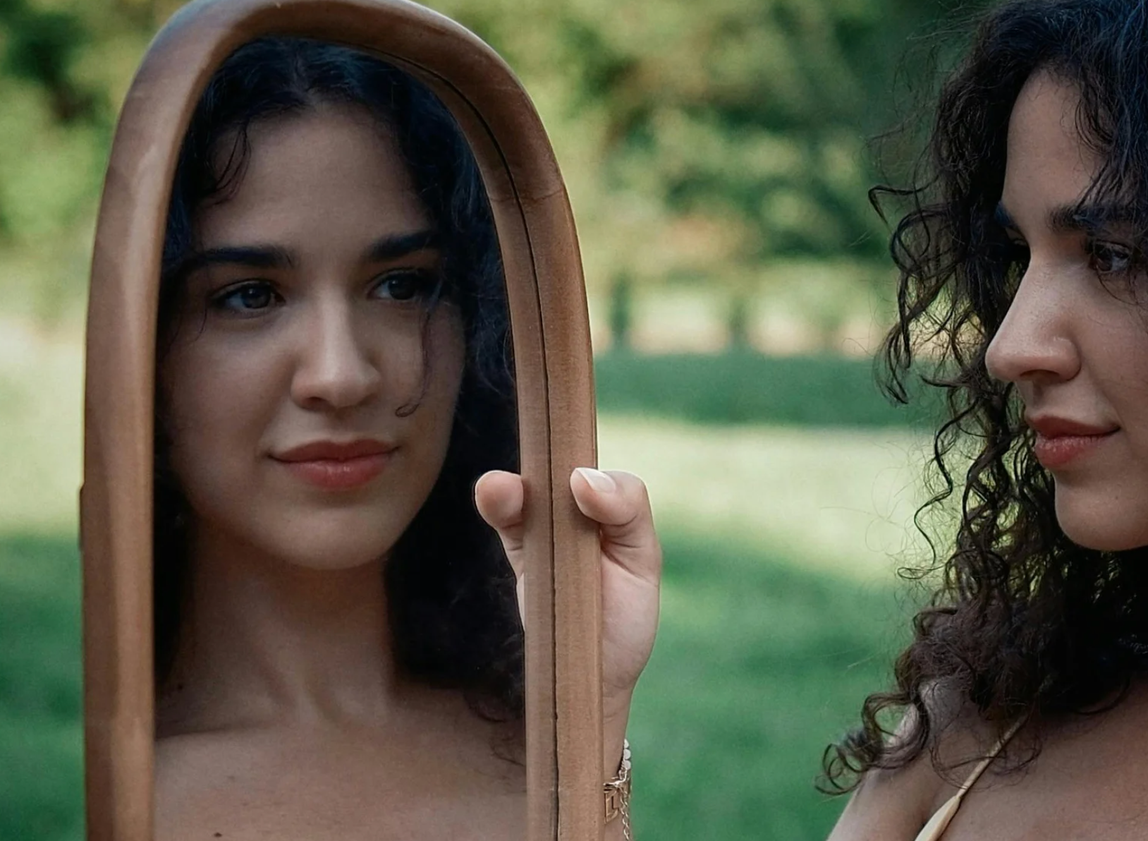 body language, first impressions, communication skills, nonverbal cues, charisma, confidence, social skills, eye contact, likability, self-improvement