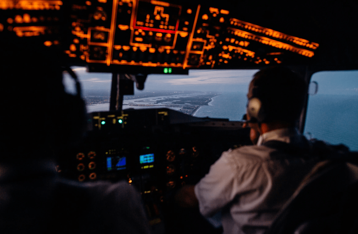 Aviation emergency, Heroic pilots, Aircraft malfunction, Air safety, Atlanta incident, Flight control issues, Brickyard Flight 4439, Trim runaway, Pilot crisis, Aviation safety