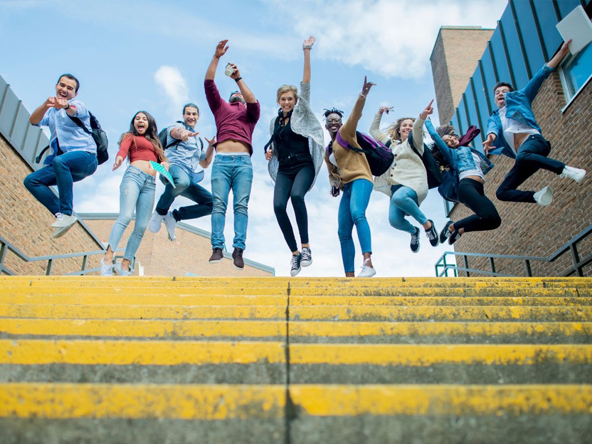 students, opportunity, success, elite athletes, risk-taking, general health, social acitivity, higher satisfaction, tolerance