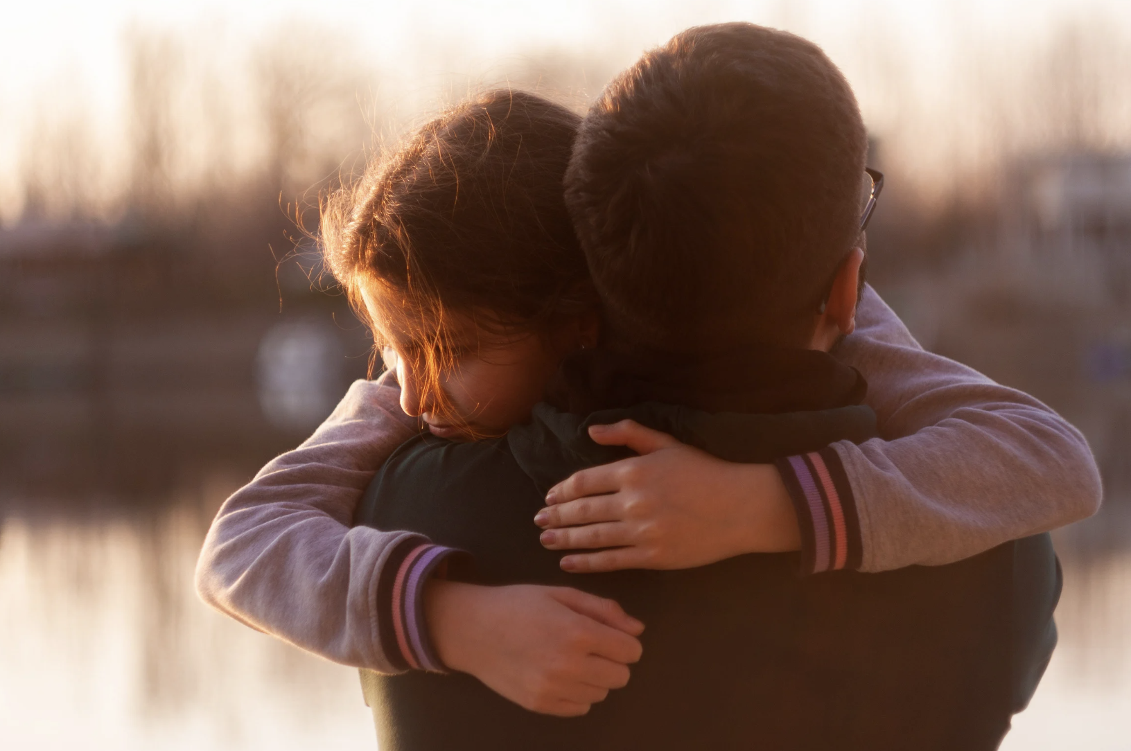 mirror message, hidden letter, childhood cancer, bone cancer, teen inspiration, grief story, family loss, emotional letter