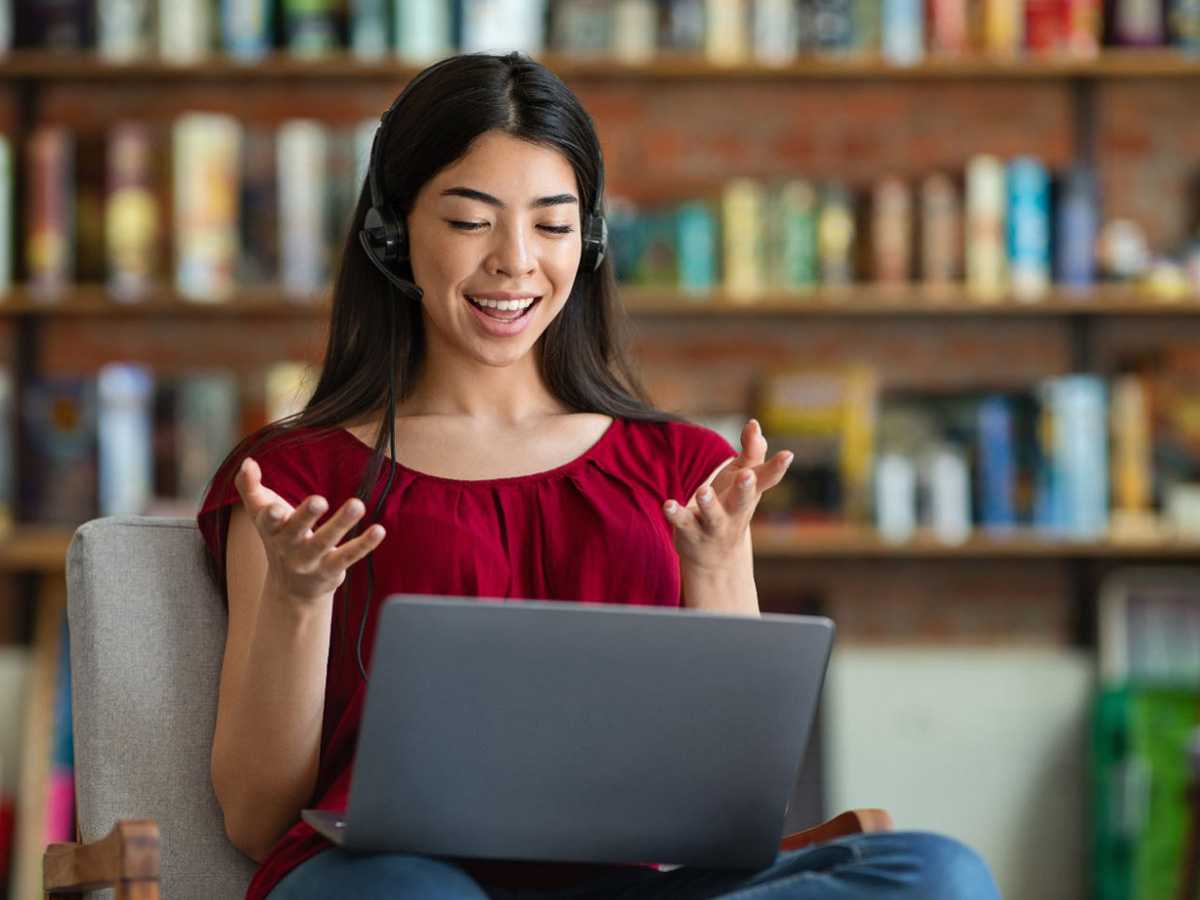 foreign language, language, online education, learning, self-confidence, communication skills, isolation, different cultures