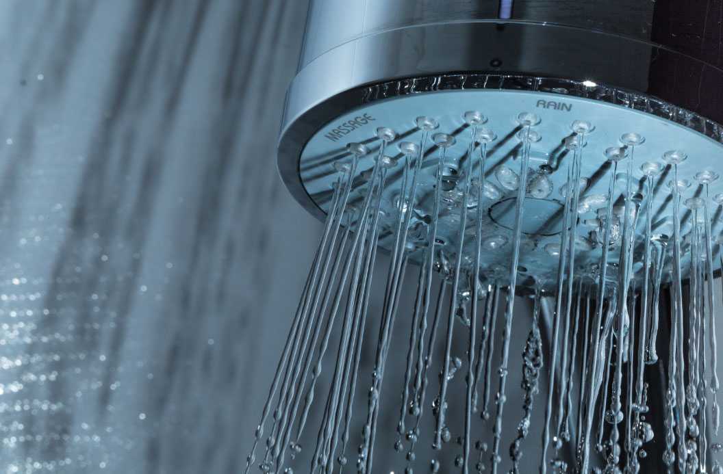eco-friendly living, hot showers, short showers, Consumer Reports, Time magazine, shower tip