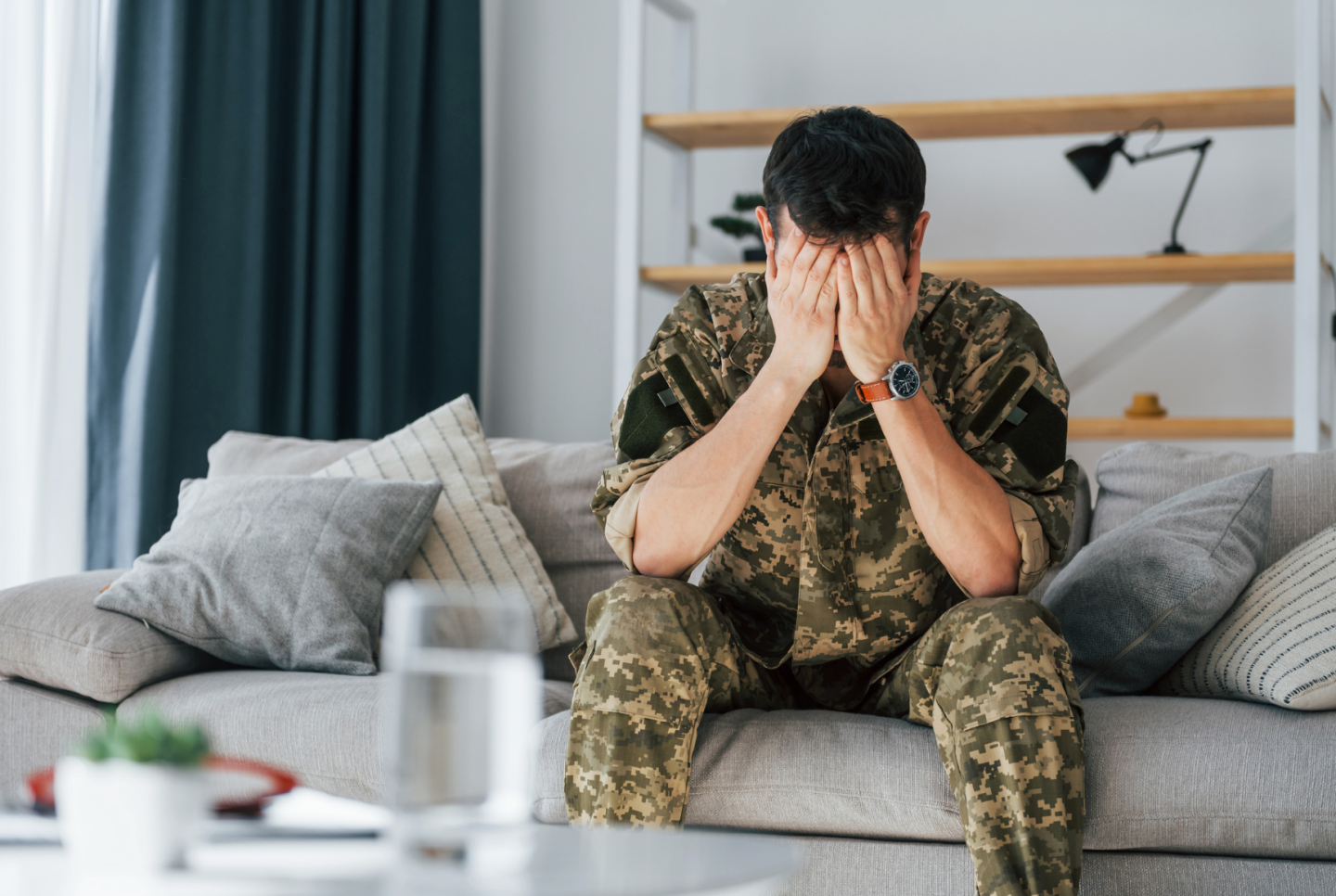 military sleep method, fall asleep fast, insomnia hack, U.S. Navy Pre-Flight School, sleep technique, Sharon Ackman, fighter pilot sleep, progressive muscle relaxation, sleep tips, 2 minute sleep