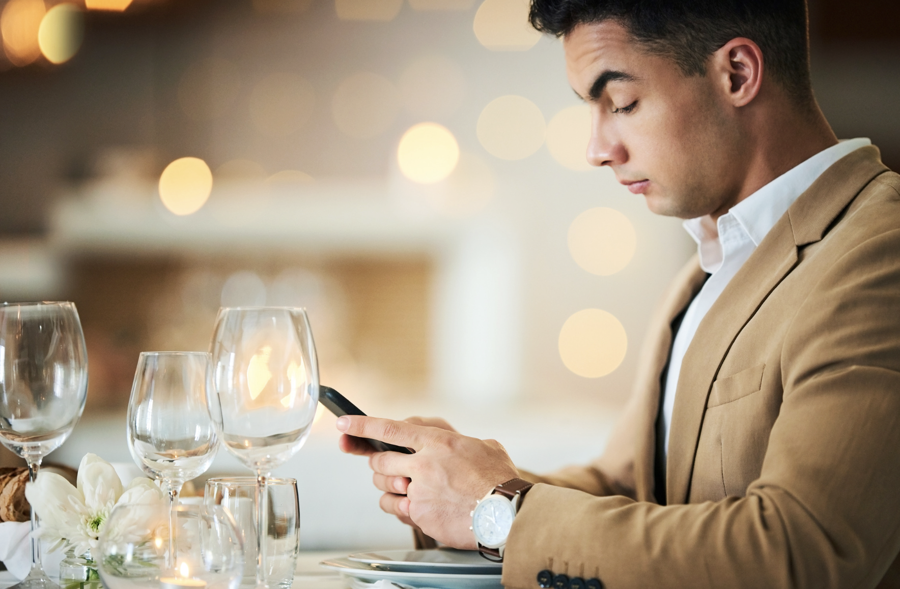 dating, Reddit, viral story, bad date, first date, texting, Match.com, dating etiquette, payback