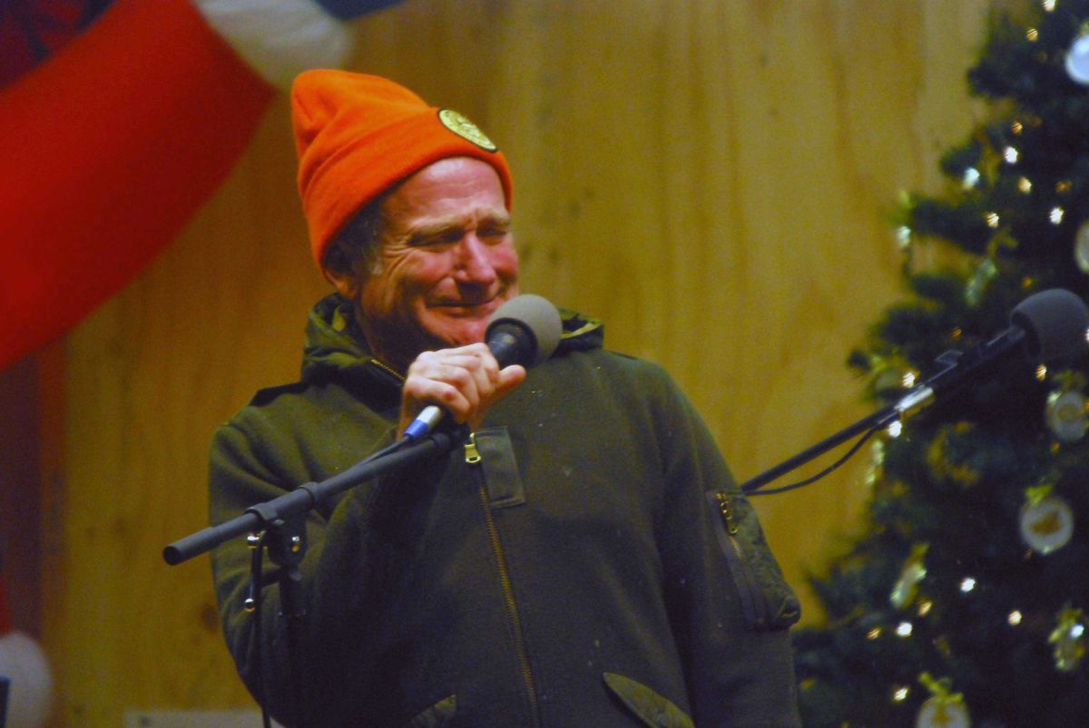 Robin Williams, quotes, depression, mental health, Good Will Hunting, Dead Poets Society, loneliness, suicide prevention, World's Greatest Dad, inspiration