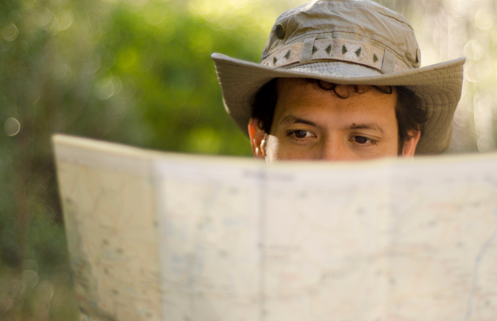 Li Jingwei, kidnapped map, family reunion, Douyin, child trafficking, hand-drawn map, Zhaotong, viral video, China news, emotional reunion