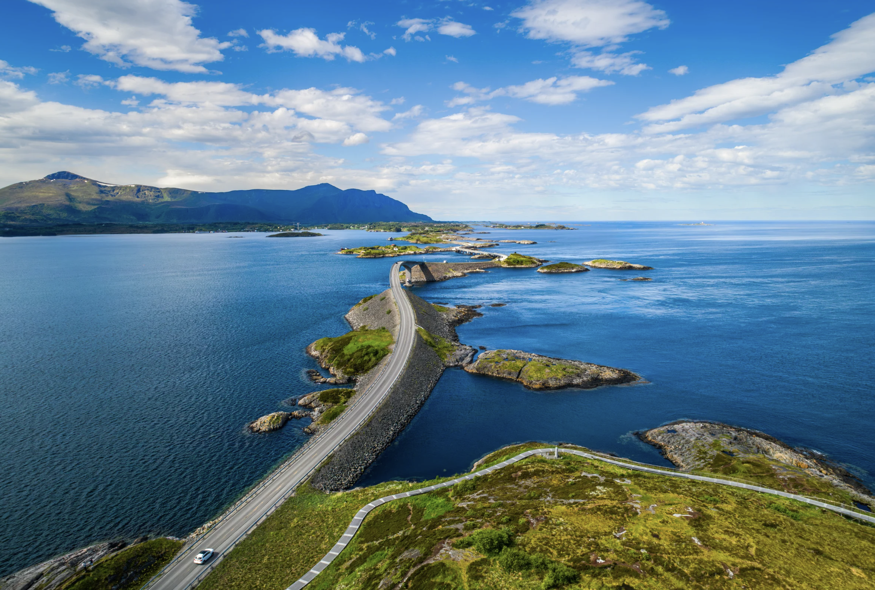 Earth's heartbeat, microseisms, 26-second pulse, seismology, Bight of Bonny, Jack Oliver, geological mystery, Gulf of Guinea, seismic tremors, Earth science