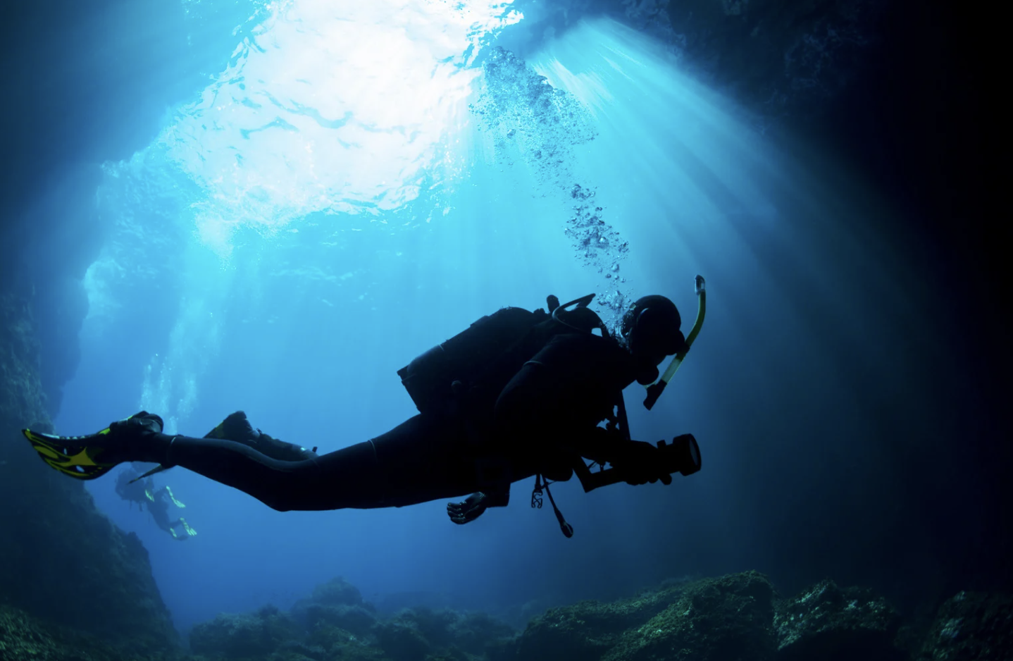 Yonaguni Monument, underwater pyramid, Japan, lost city, Atlantis, Masaaki Kimura, Robert Schoch, archaeology, marine geology, ancient civilization