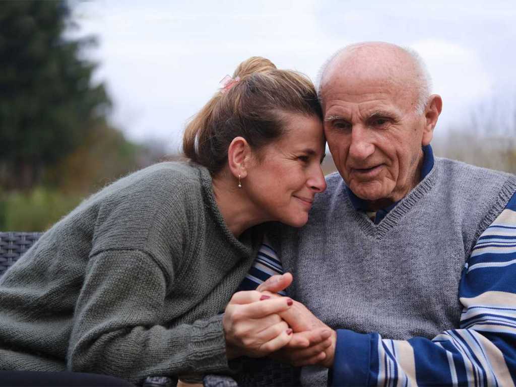 vaccines, father, daughter, chickenpox, virus, dementia, memory, thinking, brain