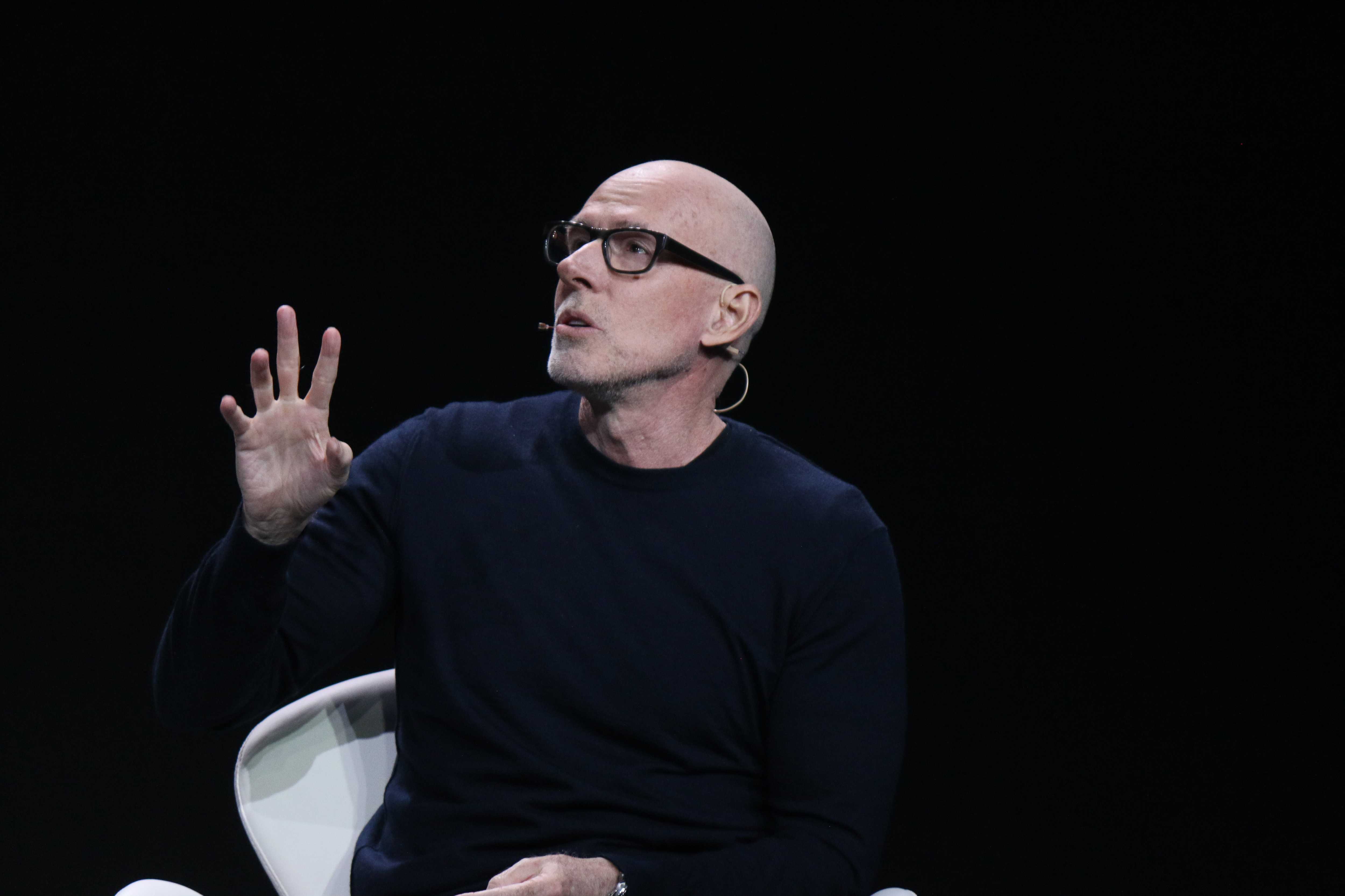 author, relationships, Scott Galloway, social media, influencer, transactional mindset, professor, life hacks