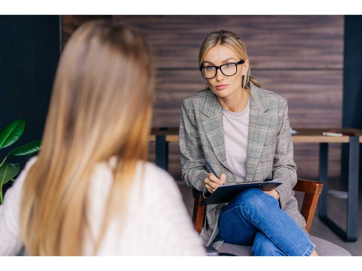 therapist, research, psychotherapist, doctors, biological response, power, uncertainty, mental health