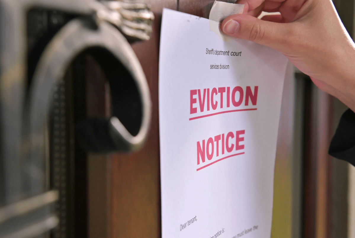 Reddit viral story, adult children moving out, toxic parents, family boundaries, smart home upgrades, paying rent to parents, bad parenting moments, tenant rights