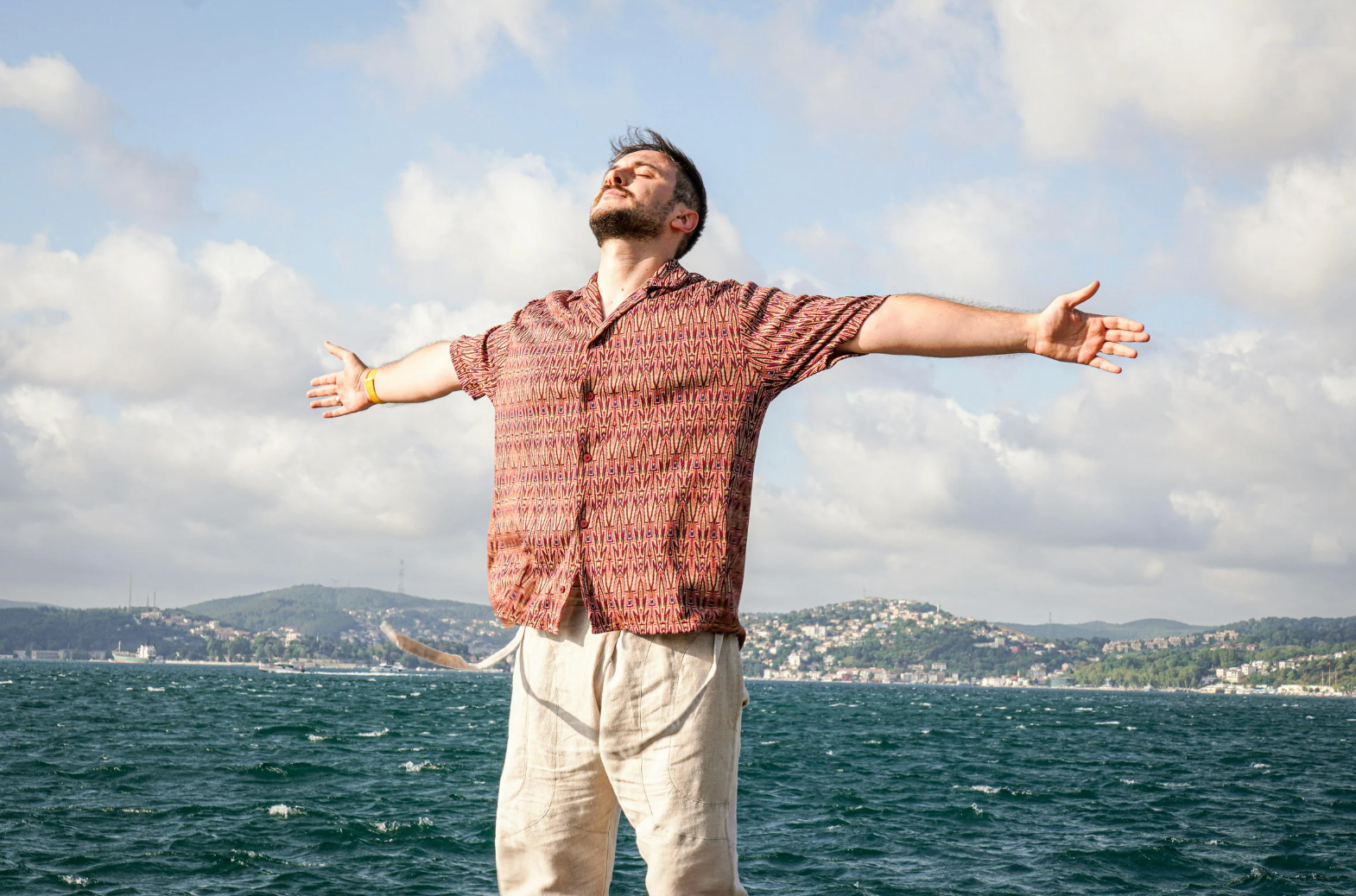 anxiety hacks, stress relief tips, managing anxiety, mental health advice, natural anxiety relief, panic attack help, grounding techniques, mental health survey