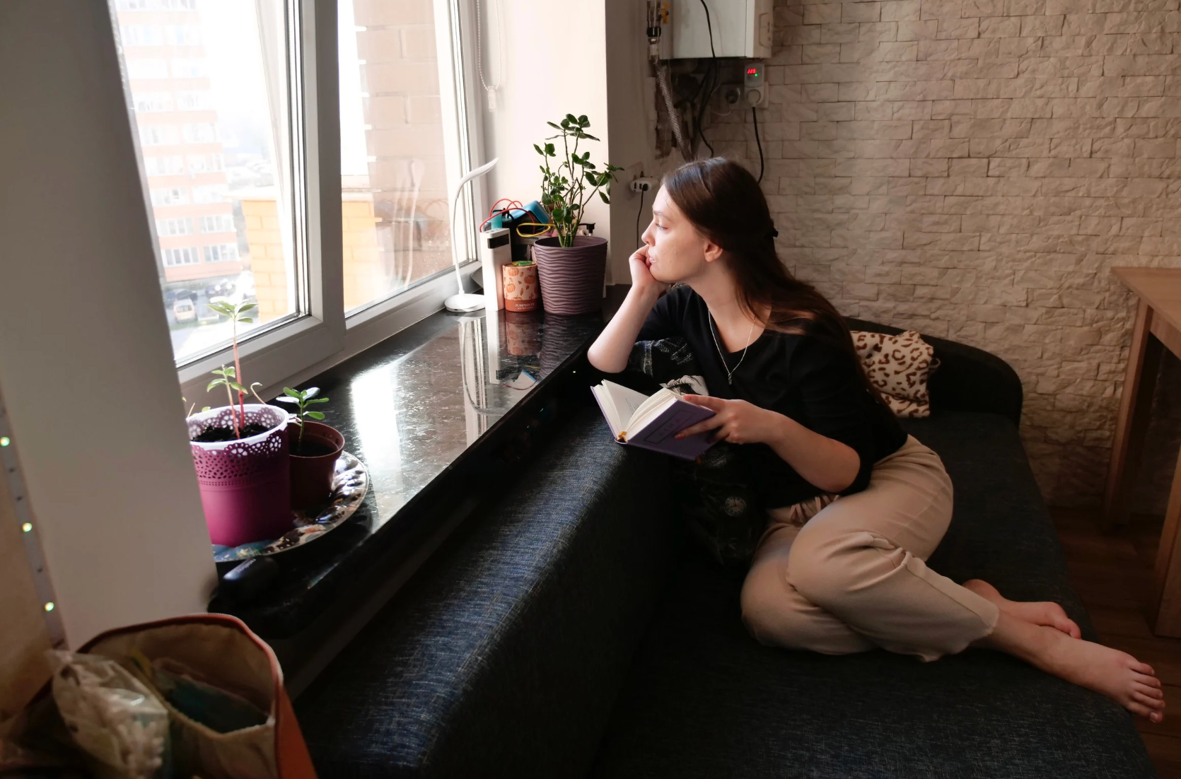 Reddit viral story, adult children moving out, toxic parents, family boundaries, smart home upgrades, paying rent to parents, bad parenting moments, tenant rights