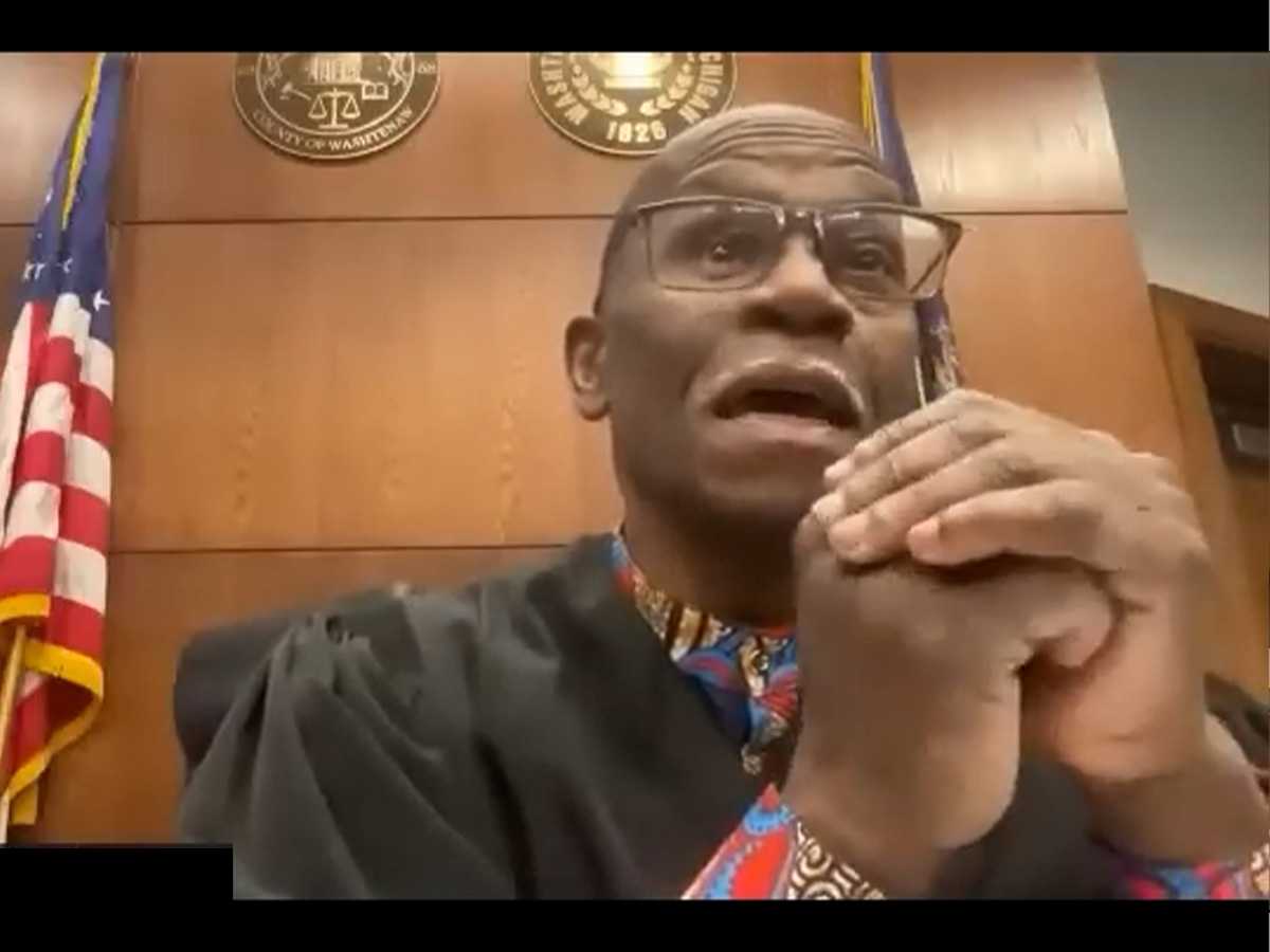 Reddit, Redditors, comments, strategy, plea deals, lawyers, sentencing, dismissed