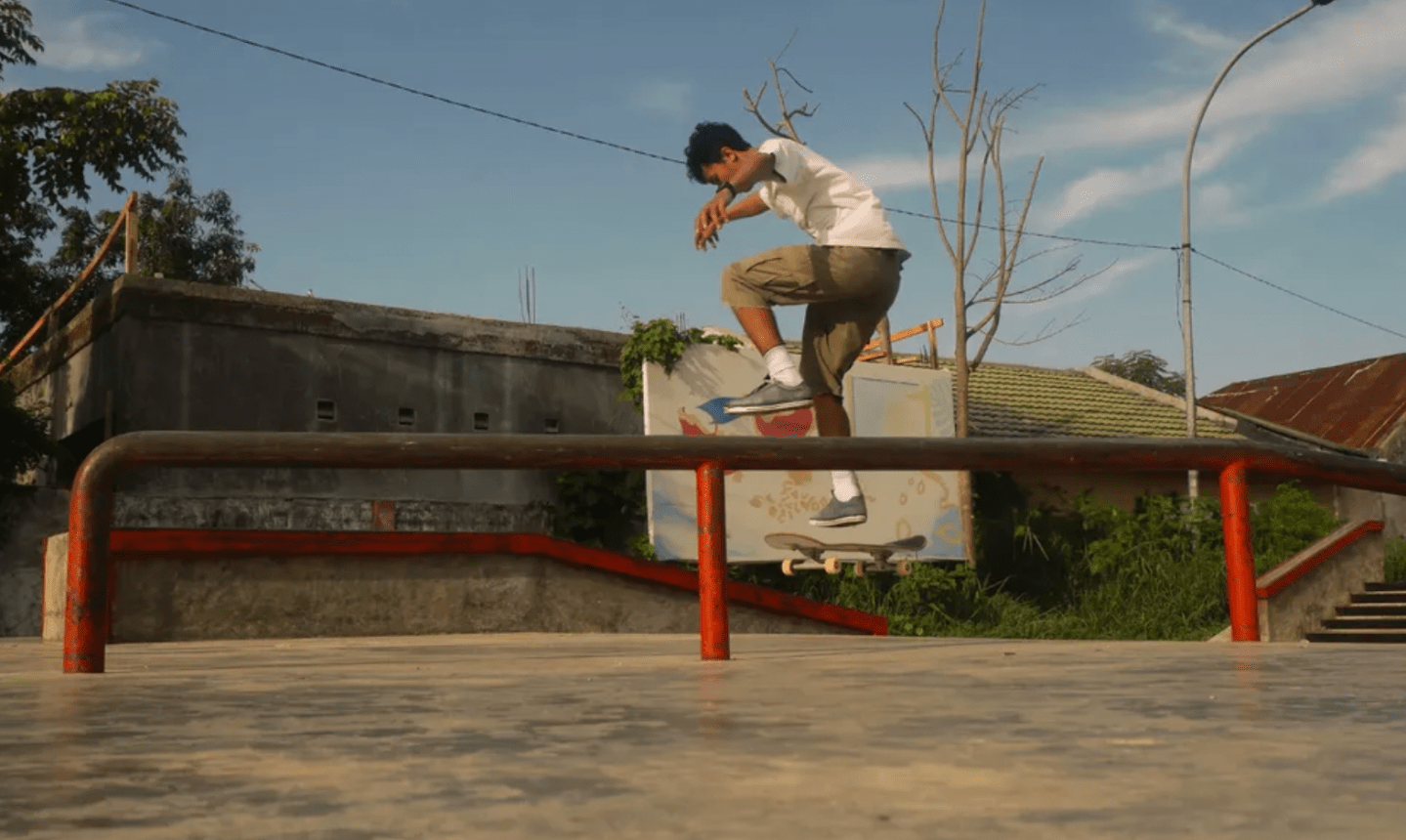 A 6-year-old girl thought skateboarding was just for boys. One stranger at the skate park spent an hour proving her wrong.